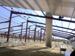 Hala metalica in Dorobantu